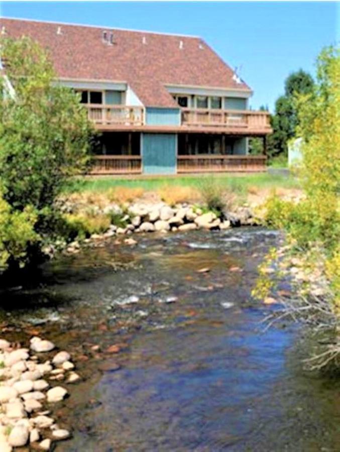Twin Rivers Fraser Exterior photo